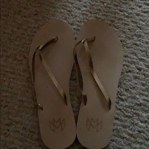 Women’s sandals